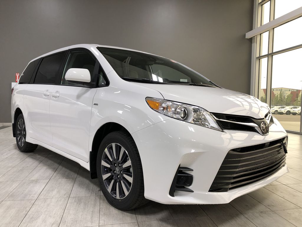 New 2020 Toyota Sienna LE AWD 7-Passenger V6 All Wheel Drive 4 Door ...